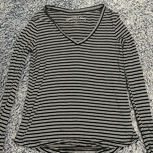 Black and white extra small long sleeve.